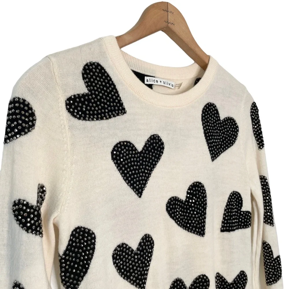 Alice + Olivia | Carey Sequin-Heart Wool Pullover Sweater - Picture 3 of 12